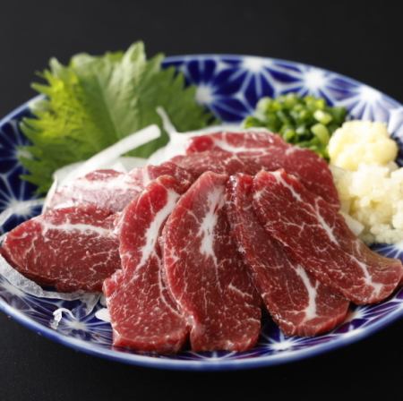 霜降り馬刺し