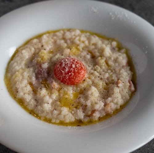 Carbonara-style risotto with full-boiled eggs
