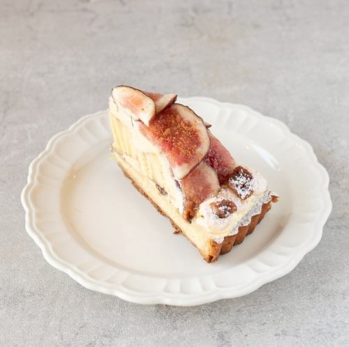 Fig and banana tart