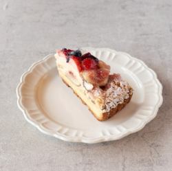 Fig and mixed berry tart