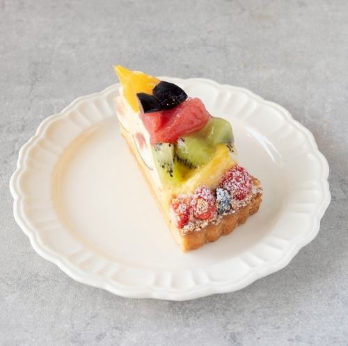 季節のフルーツタルト