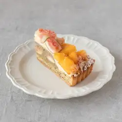 Persimmon and fig tart