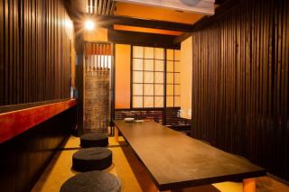 落ち着いた雰囲気でゆったりお寛ぎいただけます！！