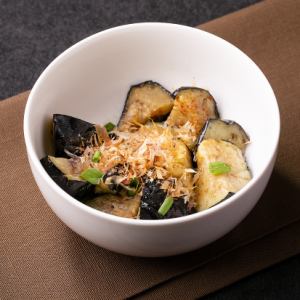 ナスの素揚げ（夏・秋）