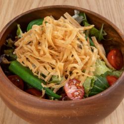 Japanese-style salad with crispy burdock and okra