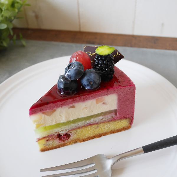 【季節限定ケーキも♪】パティシエこだわりの至福カフェ