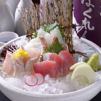 什錦生魚片3個品種