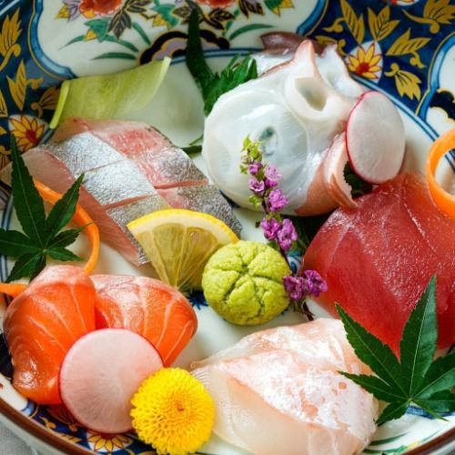 ◇120分飲み放題◇全コース120分の飲み放題付き！肉に魚に鍋に、種類豊富なコースを各種ご用意してます！