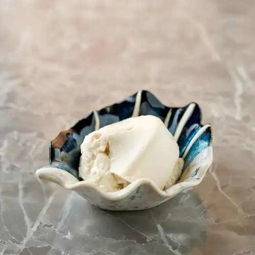 天使の口どけ白ごま豆腐