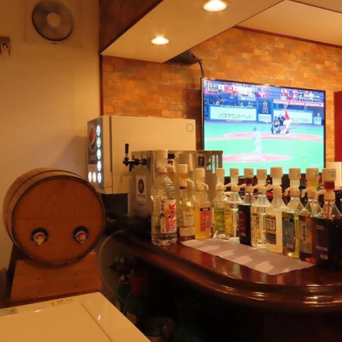 Enjoy our specialty sake while watching sports♪