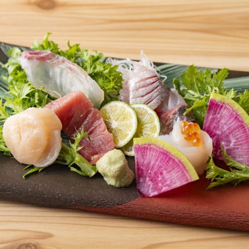 魚介を使った一品料理と相性の良い日本酒を多数ご用意