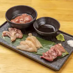 tori刺し盛合せ