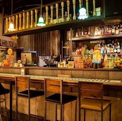 昼はカフェ、夜はバー！嘉手納町のヴィンテージダイナー