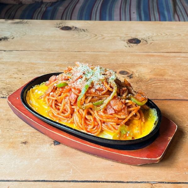 【ランチタイム名物】懐かしの鉄板ナポリタンスパゲティ