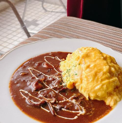 【デミグラスソースと相性バツグン】とろふわ！オムデミハヤシライス