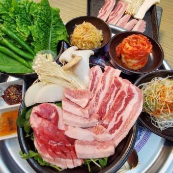 【サムギョプサル120分食べ飲み放題】厚切リ豚バラなどを含む全13品4630円⇒4000円(税込)