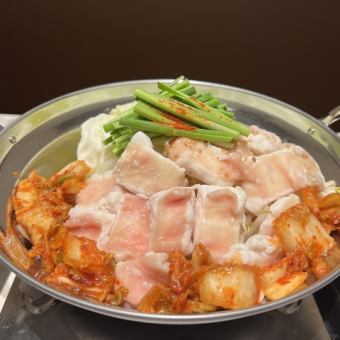 【テッチャン鍋コース】テッチャン鍋や一品料理、〆まで堪能できます全8品3000円(税込)
