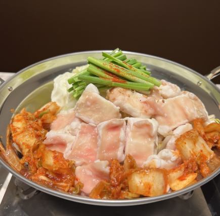 【Tetchan火锅套餐】Tetchan火锅、单点菜品、最后一道菜品共8道菜品，3000日元（含税）。