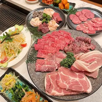 ！平日限定！2H国産牛40品食べ放題(lo.90分)5800円(税込)→3980円(税込)