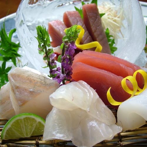 Five kinds of sashimi