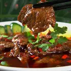 牛肉スライスと野菜の辛塩煮込み【激辛】