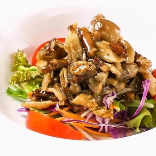 Marinated mushrooms with balsamic flavor