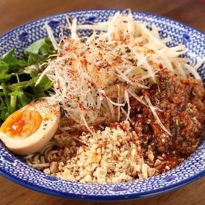 多彩なメニューも魅力！！