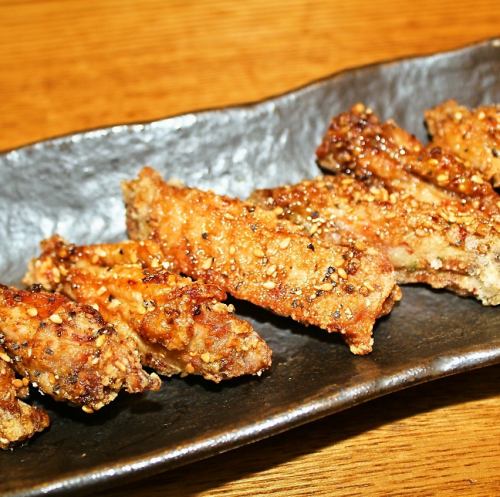 9 fried chicken wings