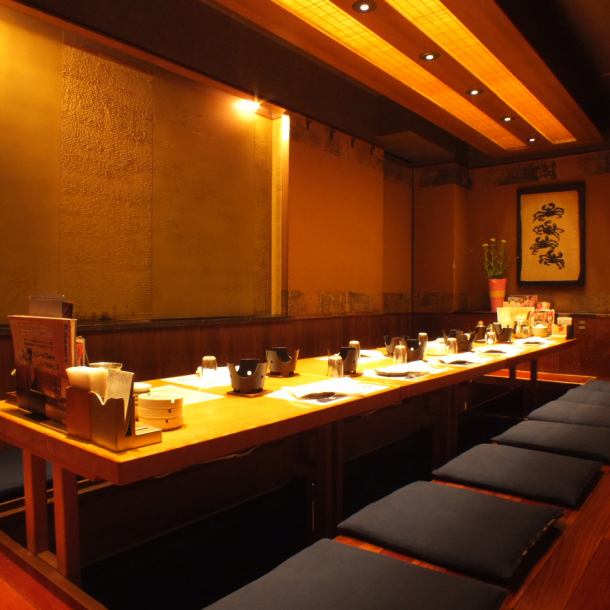 掘りごたつは壁をセッティングできますのでご利用人数に合わせてレイアウトいたします。