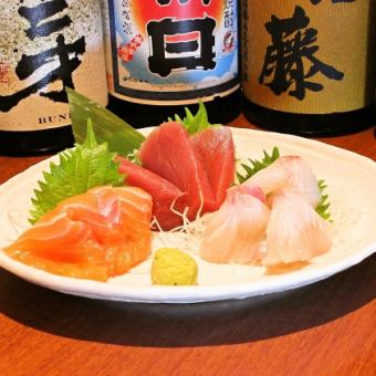 【4,500円コース】2H飲み放題＋料理9品★刺身3種盛、さっぱり棒々鶏、名物フィンガーチキン等