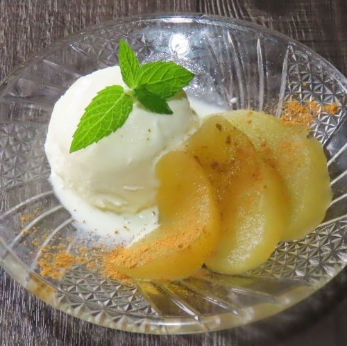 Apple compote with vanilla ice cream