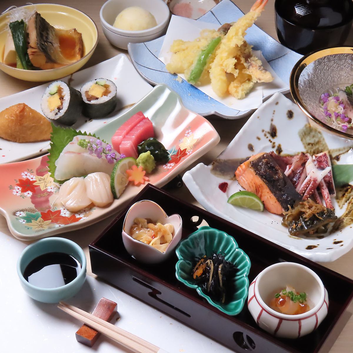 Enjoy a luxurious time with kaiseki cuisine and a calm atmosphere