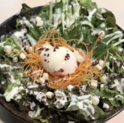 温玉シーザーサラダ