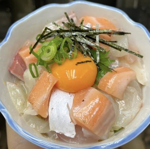 海鮮ユッケ丼(あまだれor塩)