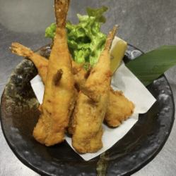 フグの唐揚げ4本