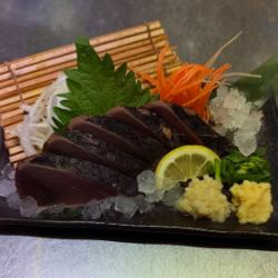 カツオのタタキ