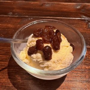 Homemade rum raisin ice cream