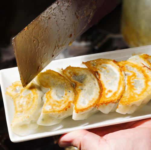 肉汁たっぷり焼き餃子　6個　チーズたっぷりイタリアン揚げ餃子　6個　