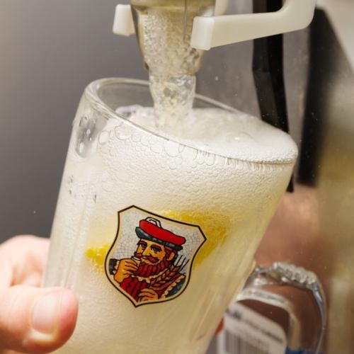 ハイボールを作る専用サーバーがございます！