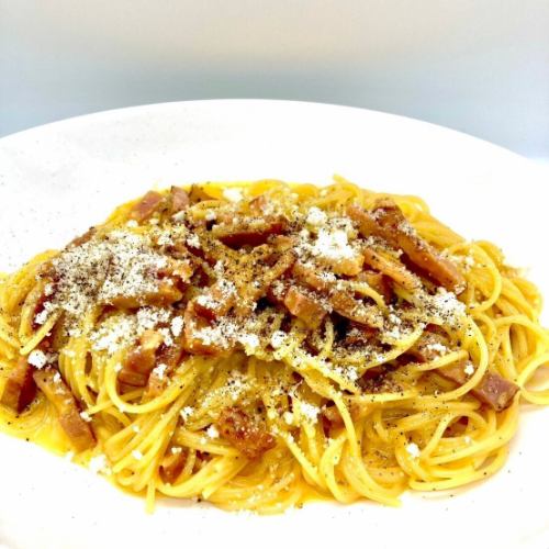 みんな大好きカルボナーラパスタ