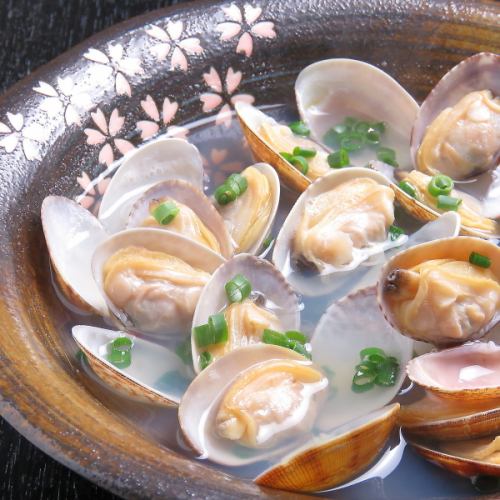 Steamed clam with sake