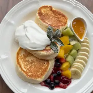 Fruit pancakes