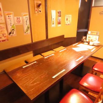 [2nd floor] Various private table rooms are available.