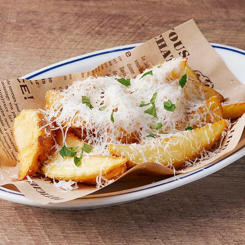 フライドポテト~削りたてチーズ or スイートチリとサワークリーム~