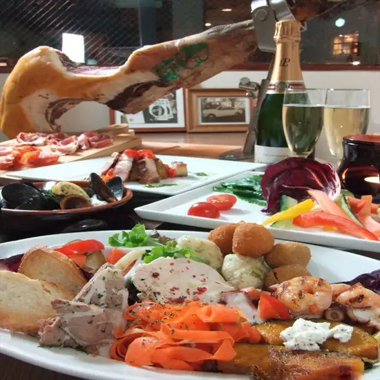 今夜は贅沢イタリアンを満喫！飲放付3280円～★