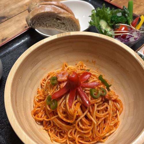 ランチタイム　ナポリタンセット