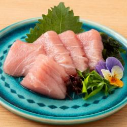 Bluefin tuna (medium fatty tuna) / Bluefin tuna (otoro)