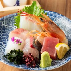 Assorted sashimi (6 types)