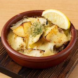 New potatoes and Antibes cream gratin