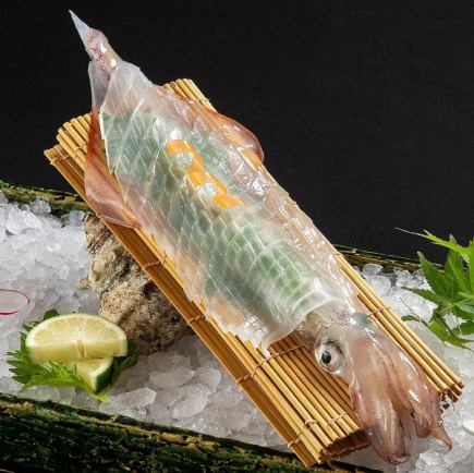 [2 hours of all-you-can-drink included] Enjoy fresh squid sashimi & tempura, beef tongue steak, sashimi and sushi on the "Hakata Specialty Luxury Course"